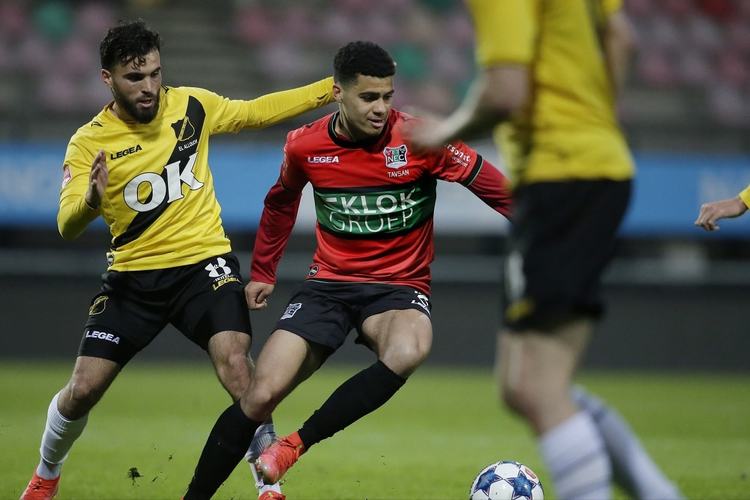 詹姆斯19 詹姆斯19