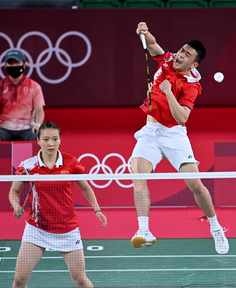 张提供了范 张提供了范